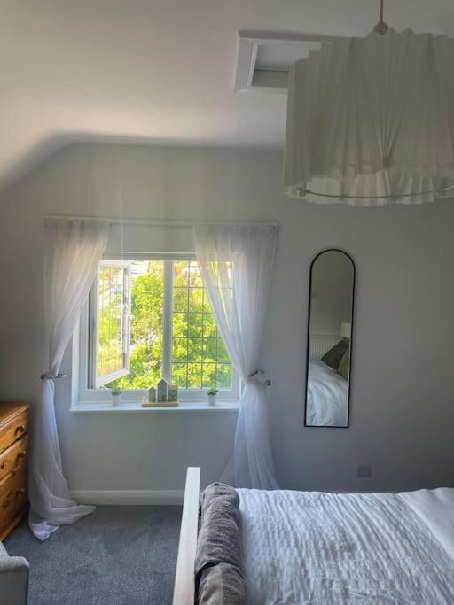 Hidden Gem Canal Facing Retreat With Lovely Walks Hopwas Bagian luar foto